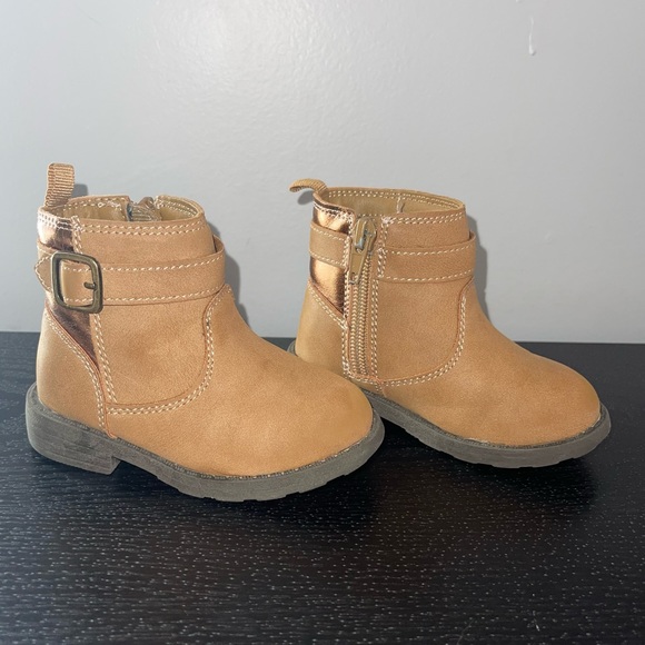 Carters Baby Girl Booties Size 5M - Picture 4 of 12